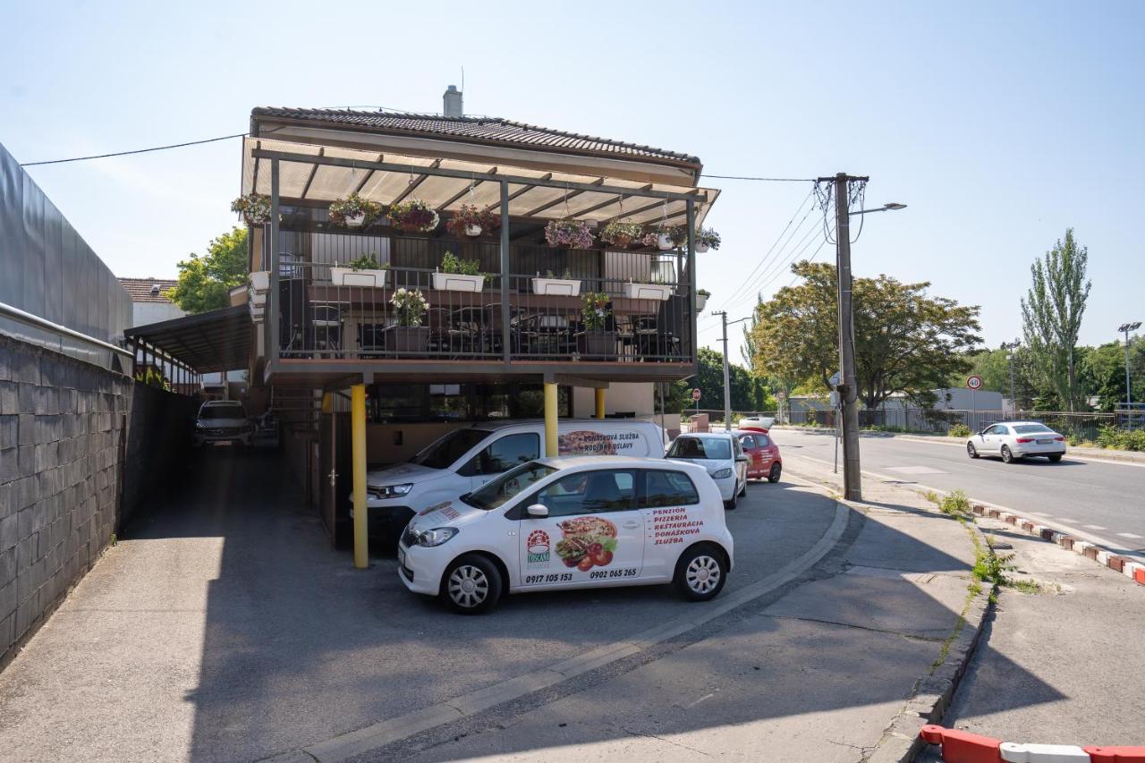 Penzion Toscana Nitra Exterior photo